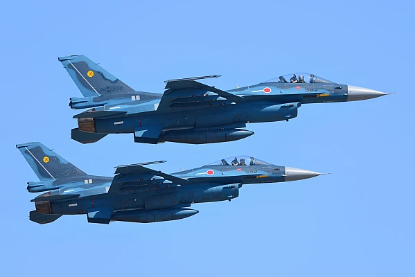 Japonia aprobă cel mai mare buget de apărare din istorie, în contextul tensiunilor tot mai mari cu China