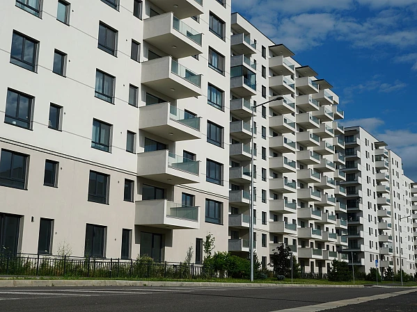 Piața imobiliară 2026: prețuri, riscuri și ce trebuie să știe românii