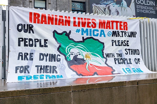 Mesajul lui Trump către iranieni, după ce Teheranul recunoaște circa 2.000 de morți în proteste