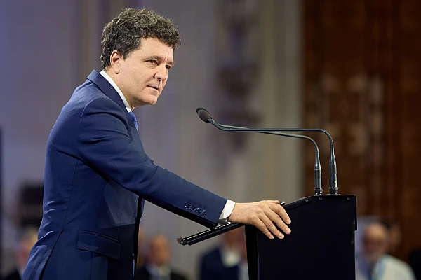 Nicușor Dan nu merge Davos. România este reprezentată de Oana Țoiu și Radu Burnete