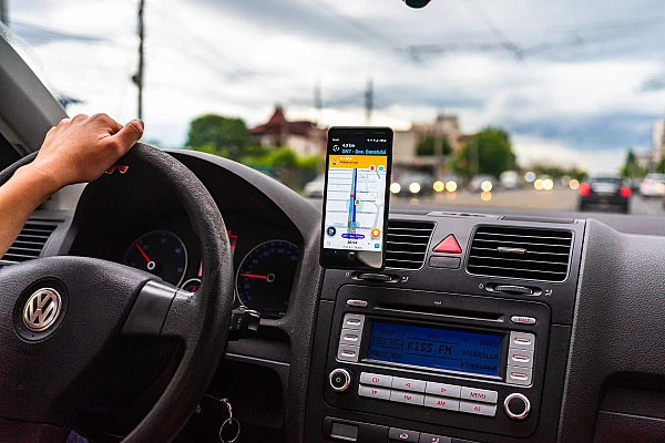 Permis suspendat dacă nu plătești amenda în 90 de zile. Ce se schimbă din 2026