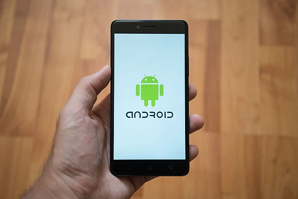 Avertisment Google: peste 1 miliard de utilizatori Android trebuie să își schimbe telefonul