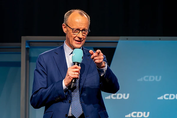 Vizita lui Merz în China, test major pentru relațiile UE–Beijing. Acesta cere comerț corect și implicare pentru pacea din Ucraina