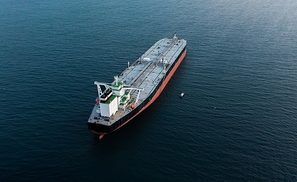 Petrolul a urcat din nou peste 100 de dolari pe baril după noi atacuri ale Iranului în Orientul Mijlociu