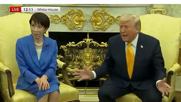 O întrebare despre Iran l-a făcut pe Trump să glumească despre Pearl Harbor în fața premierului japonez