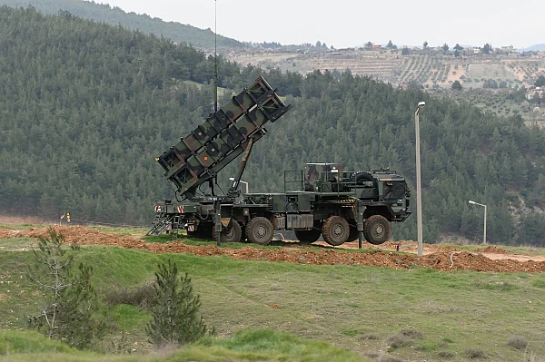 Ucraina ar putea pierde o parte din armele promise, dacă Pentagonul decide să le trimită în Orientul Mijlociu